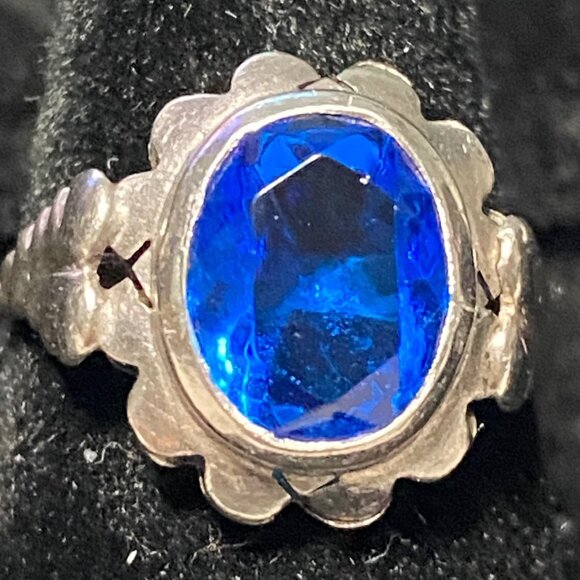 Ring Size 4.5 Blue Glass Faceted Vintage Jewelry Sterling Silver Tested - Picture 3 of 16
